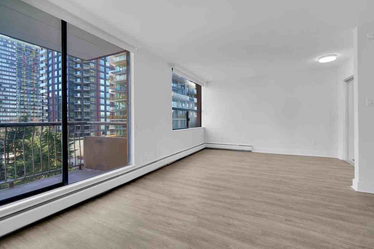 1160 Broughton Street - Photo 5 of 14