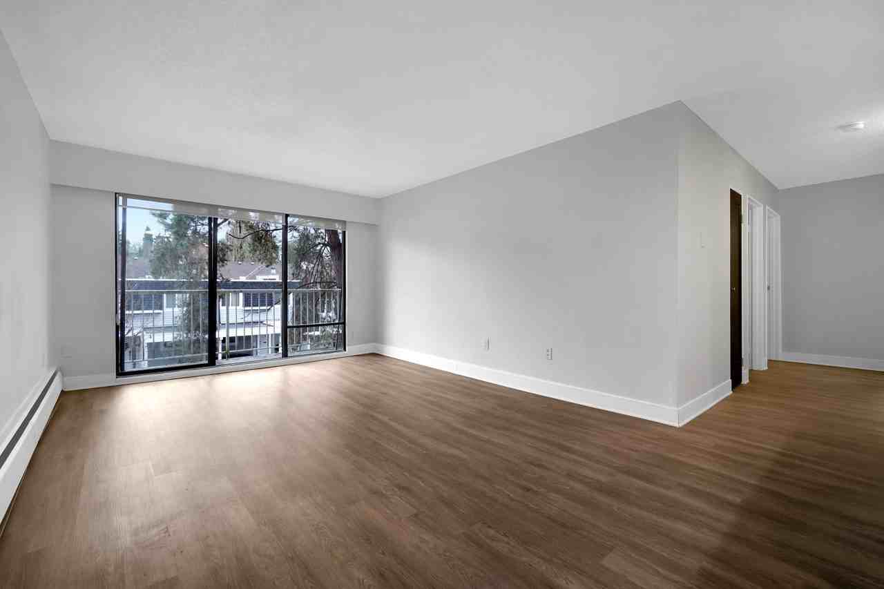 555 Shaw Avenue - Photo 6 of 11