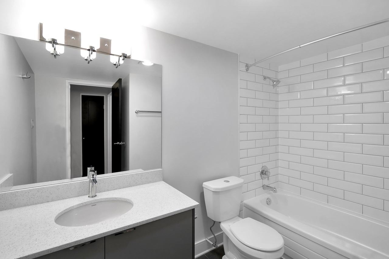 555 Shaw Avenue - Photo 7 of 11