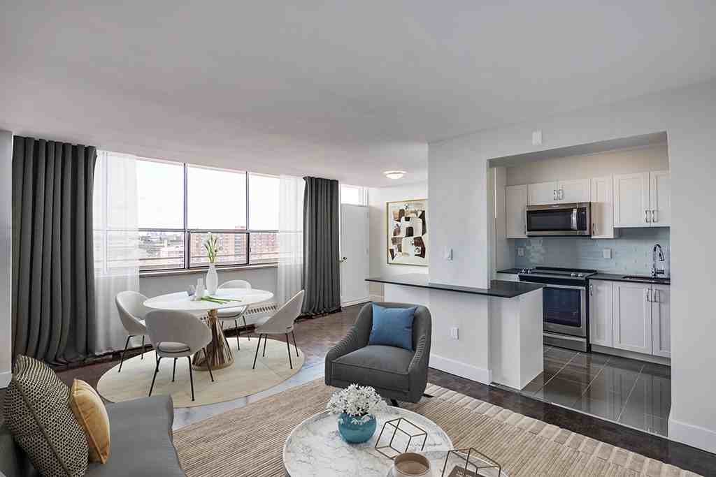 99 Dowling Avenue - Photo 3 of 11