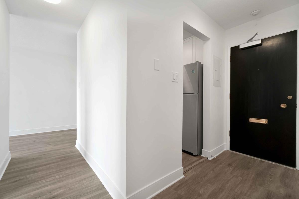 Richelieu Apartments - Photo 5 of 20