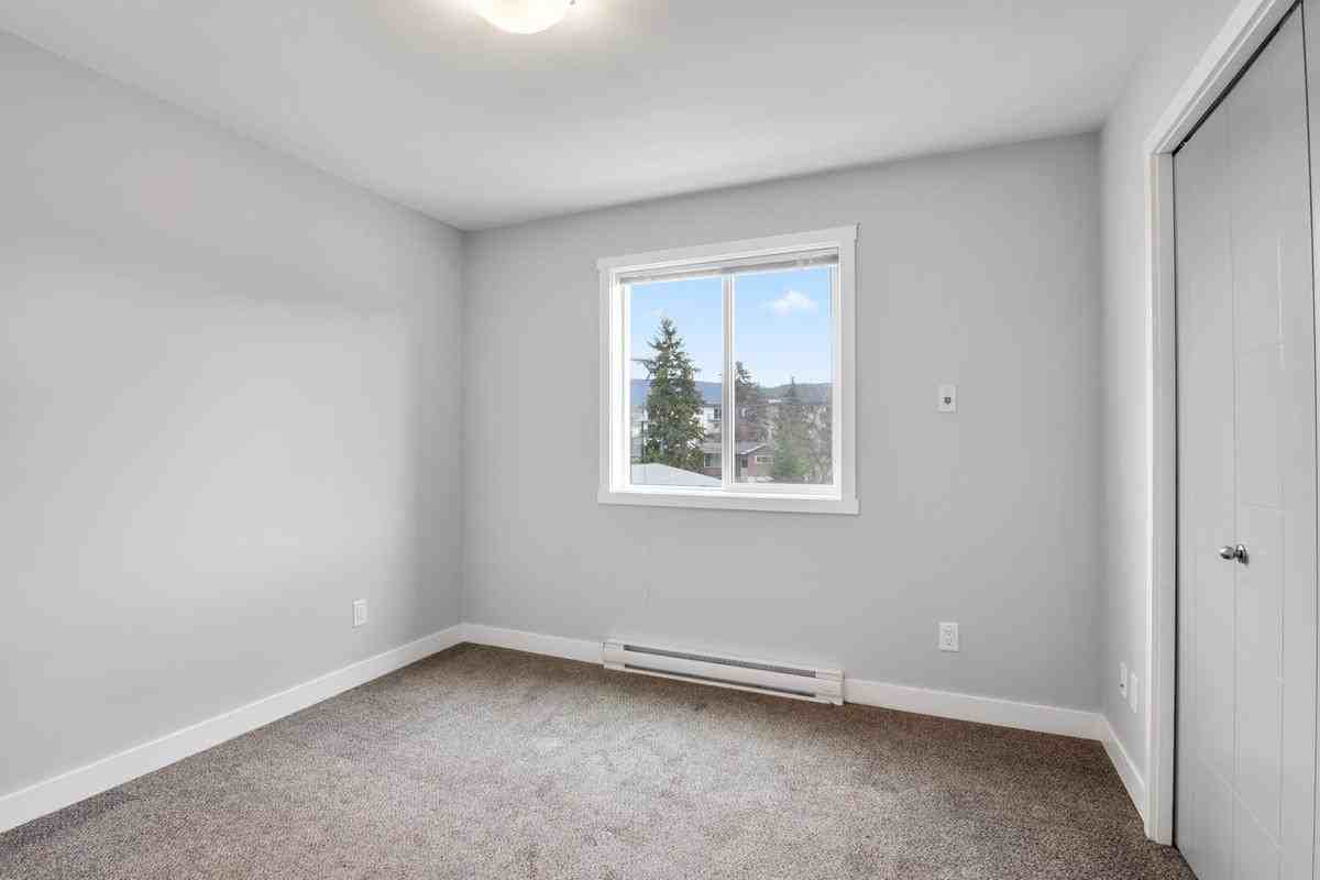 Summitview Heights Apartments - Photo 4 of 28