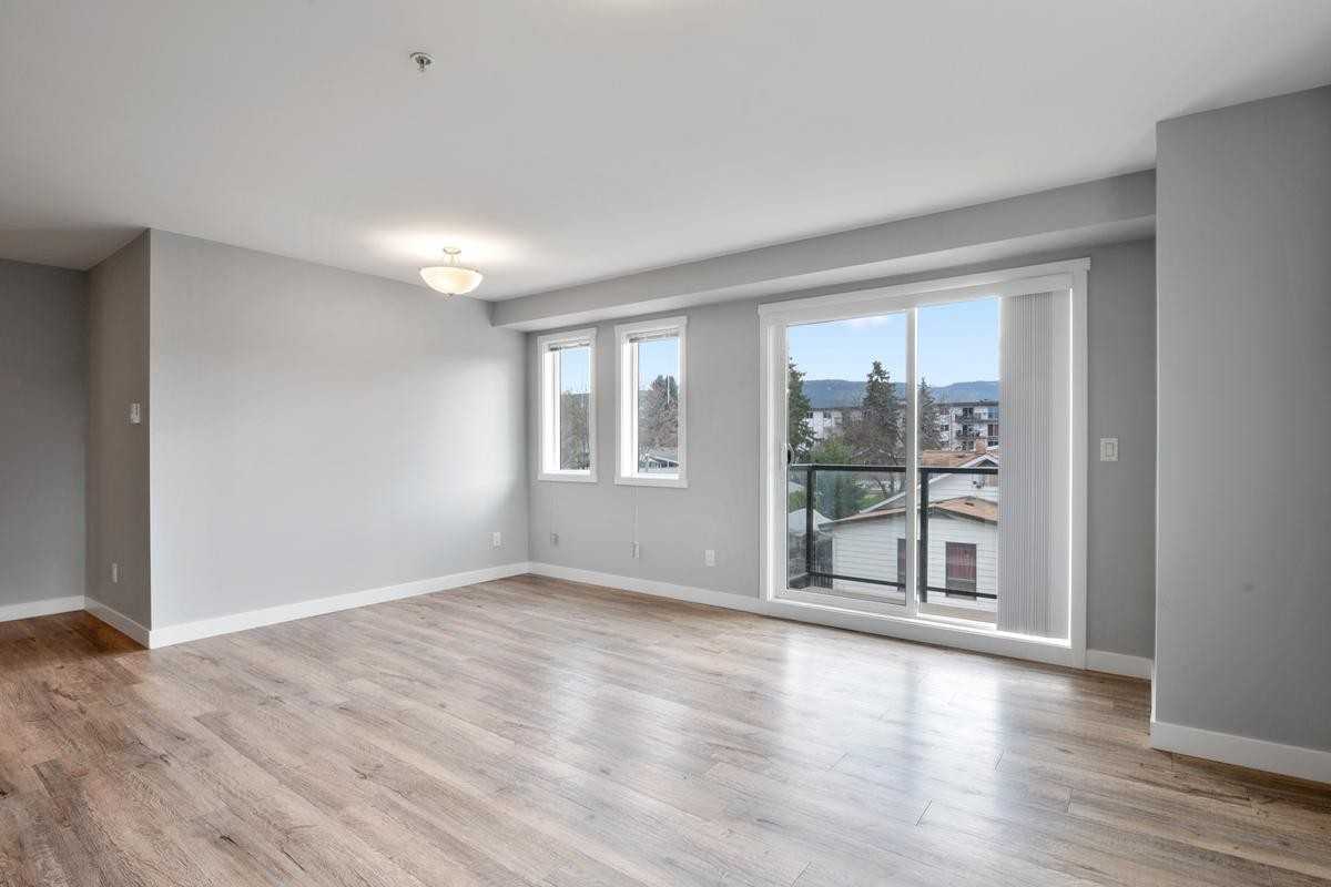 Summitview Heights Apartments - Photo 5 of 28