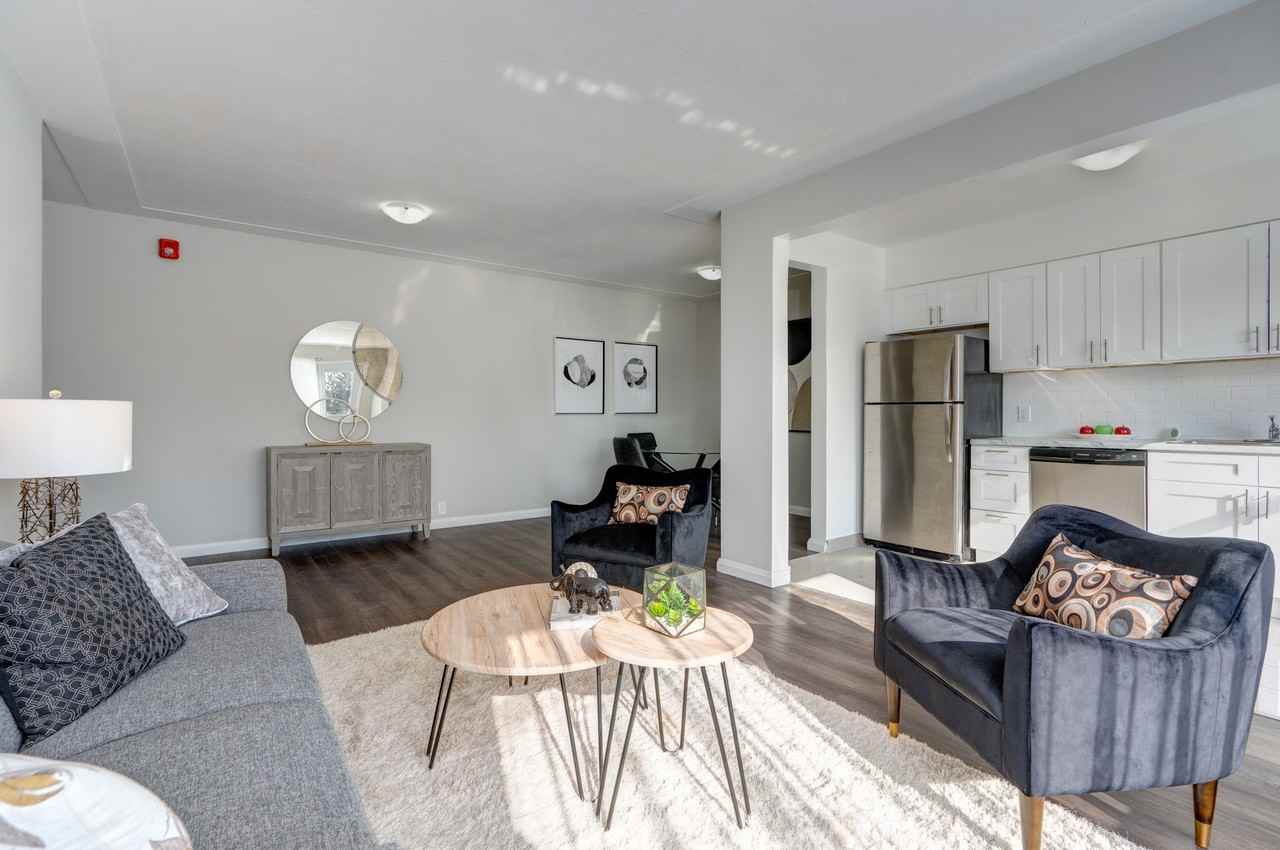 Bedford Court - Photo 2 of 16