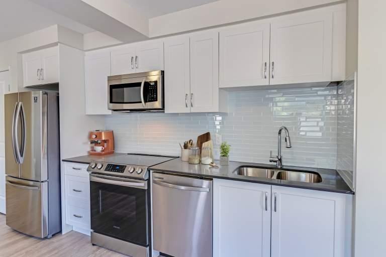 Metropolitan Apartments - Photo 5 of 13