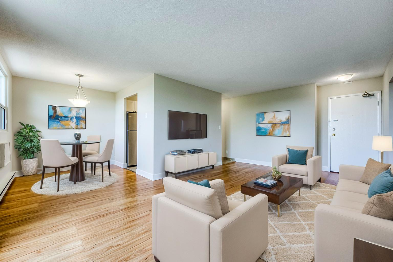 Nottingham Towers - Photo 2 of 9