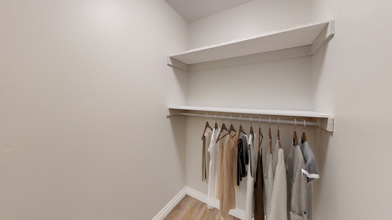 323 Niagara Blvd - Photo 7 of 7