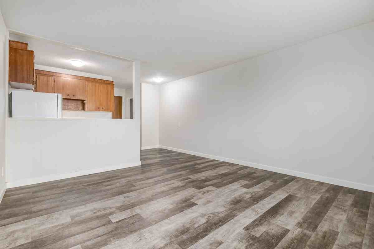 Angus Lodge - Photo 4 of 11