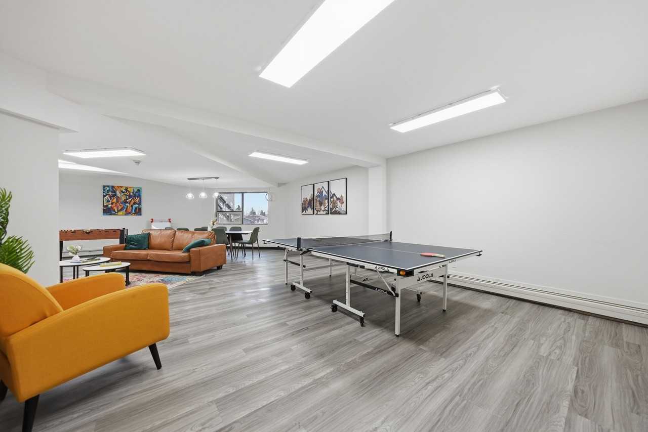 Lakewood Manor - Photo 3 of 50