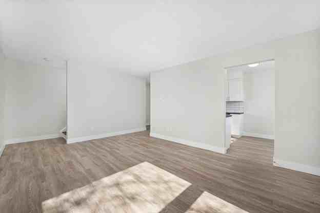 100 Rideau Street - Photo 5 of 18