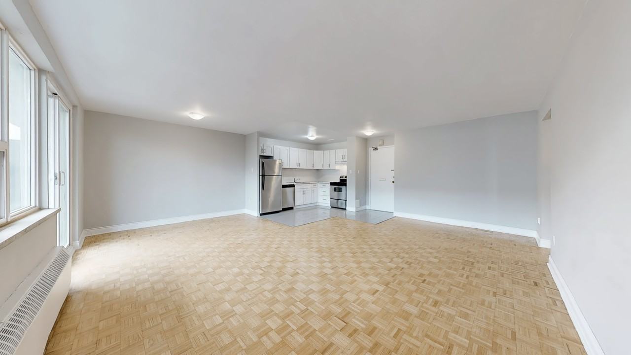 385 Gibb Street - Photo 7 of 38