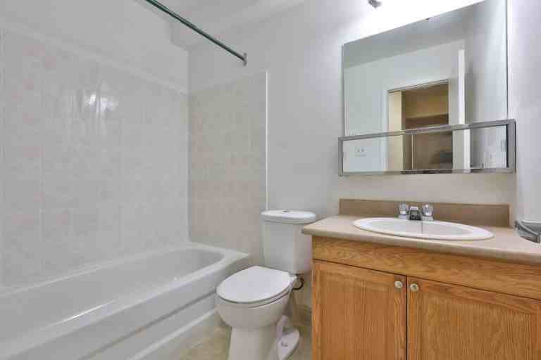 1025 King Street East - Photo 6 of 8