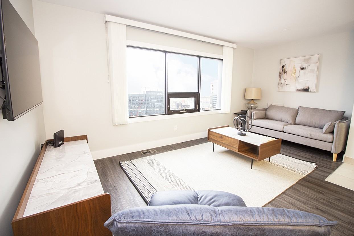 190 Smith Apartment Suites - Photo 3 of 25