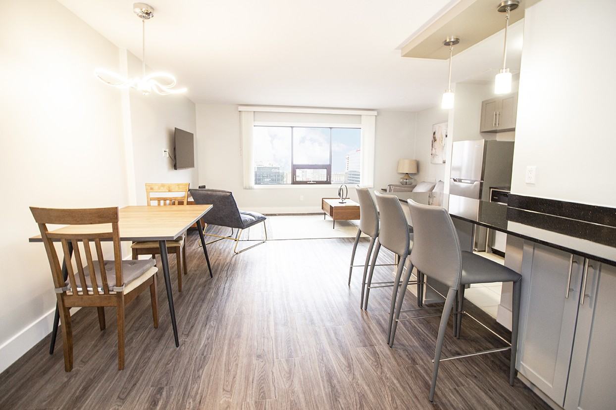 190 Smith Apartment Suites - Photo 7 of 25