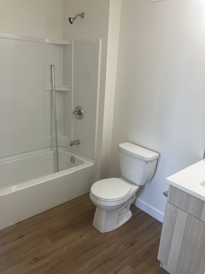 33 Prymak Place - Photo 3 of 41