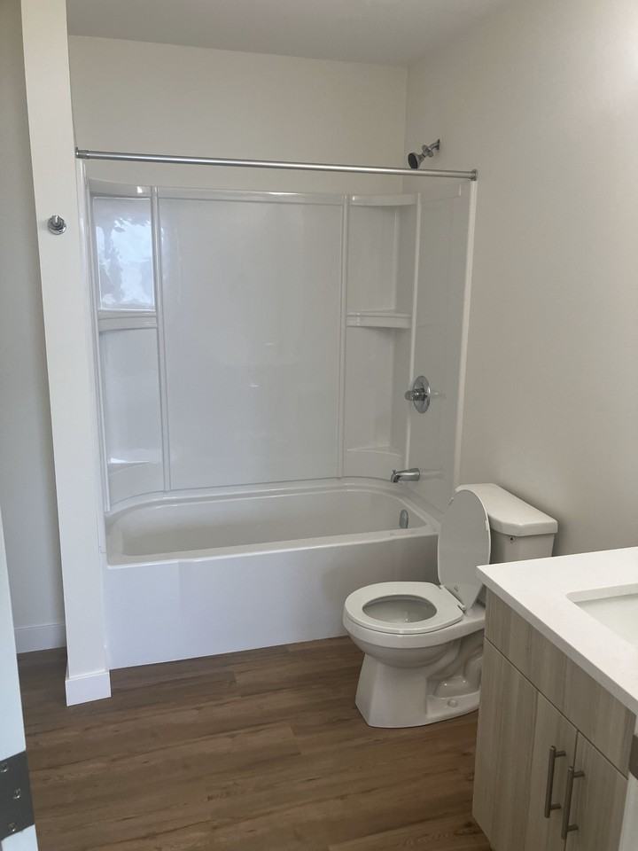 33 Prymak Place - Photo 6 of 41