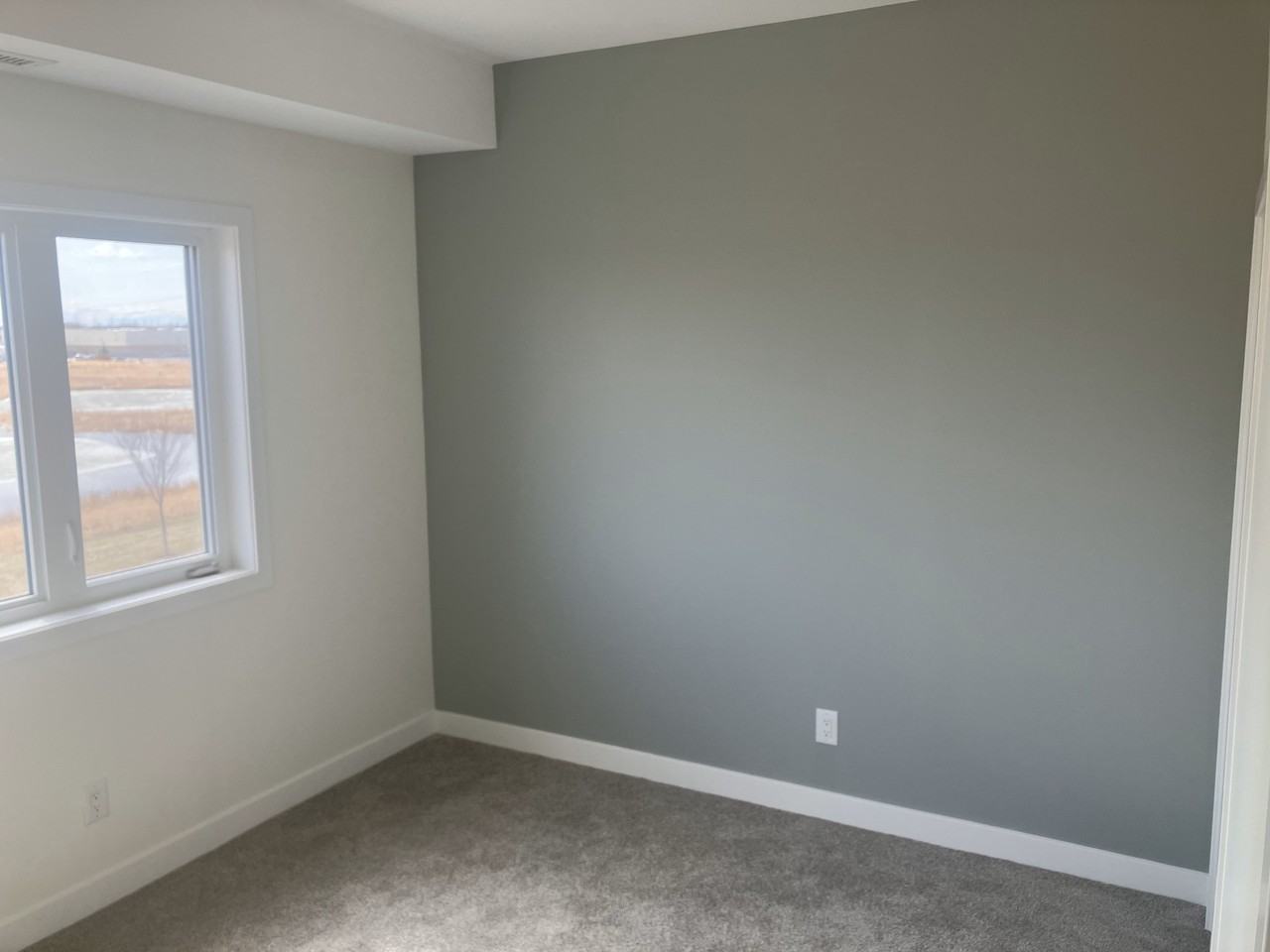 33 Prymak Place - Photo 7 of 41