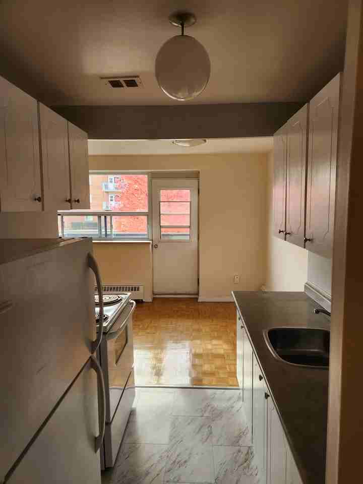 Trayborn Hill - Photo 3 of 10