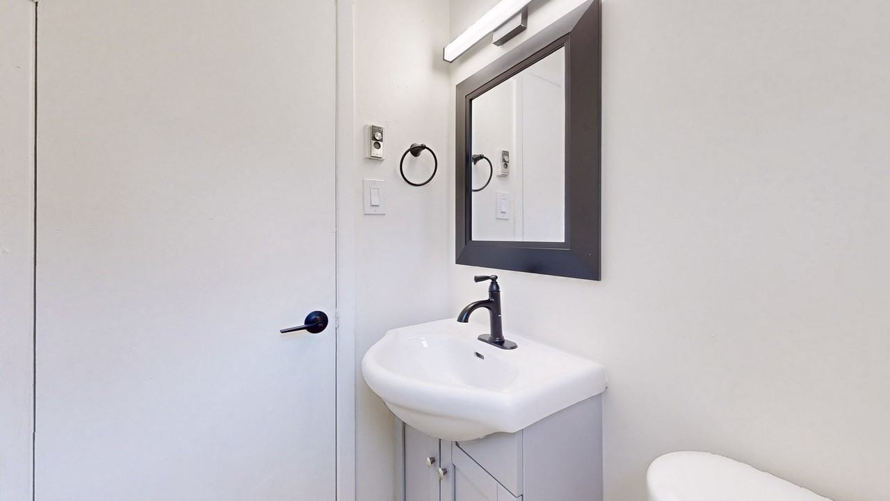 1370 Silver Spear Road - Photo 6 of 42