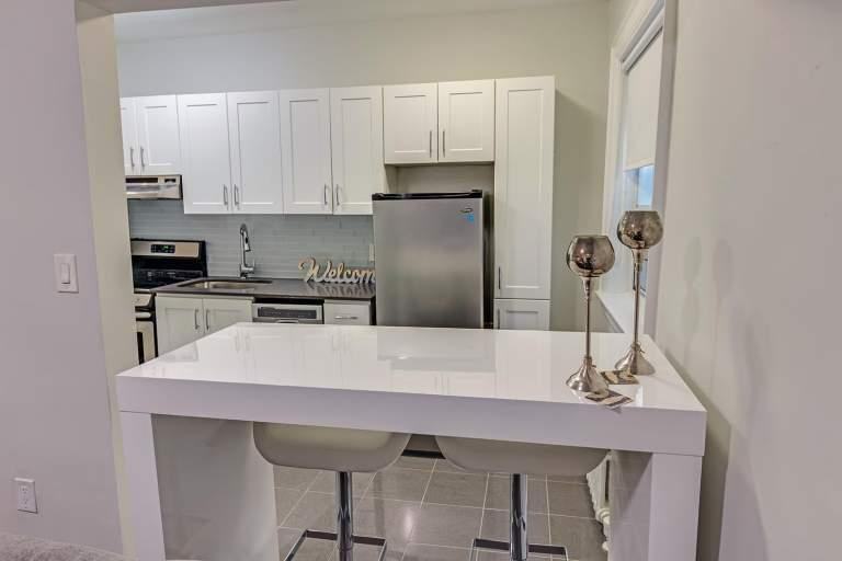 320-342 Avenue Road - Photo 3 of 14