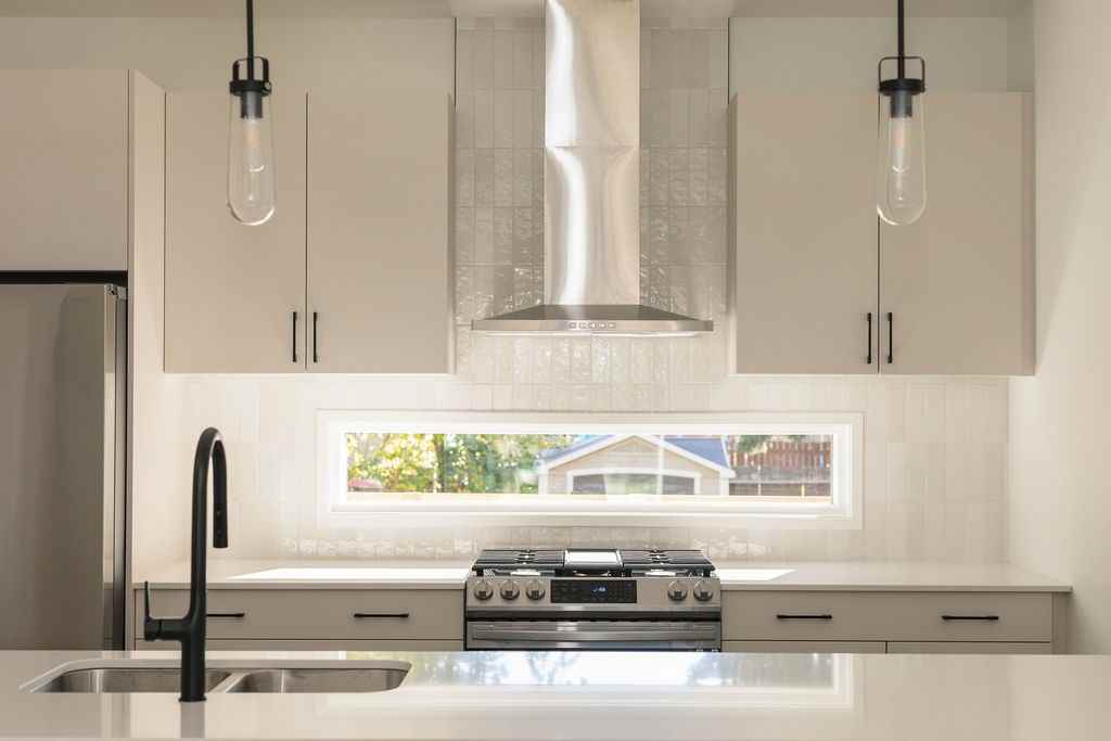 Glenora 2 4 Plex - Photo 4 of 50