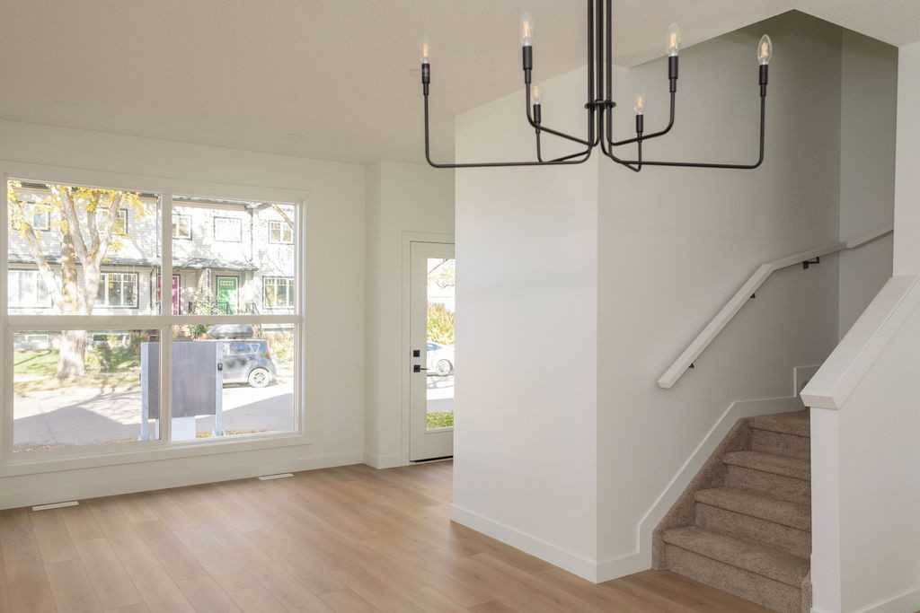 Glenora 2 4 Plex - Photo 5 of 50