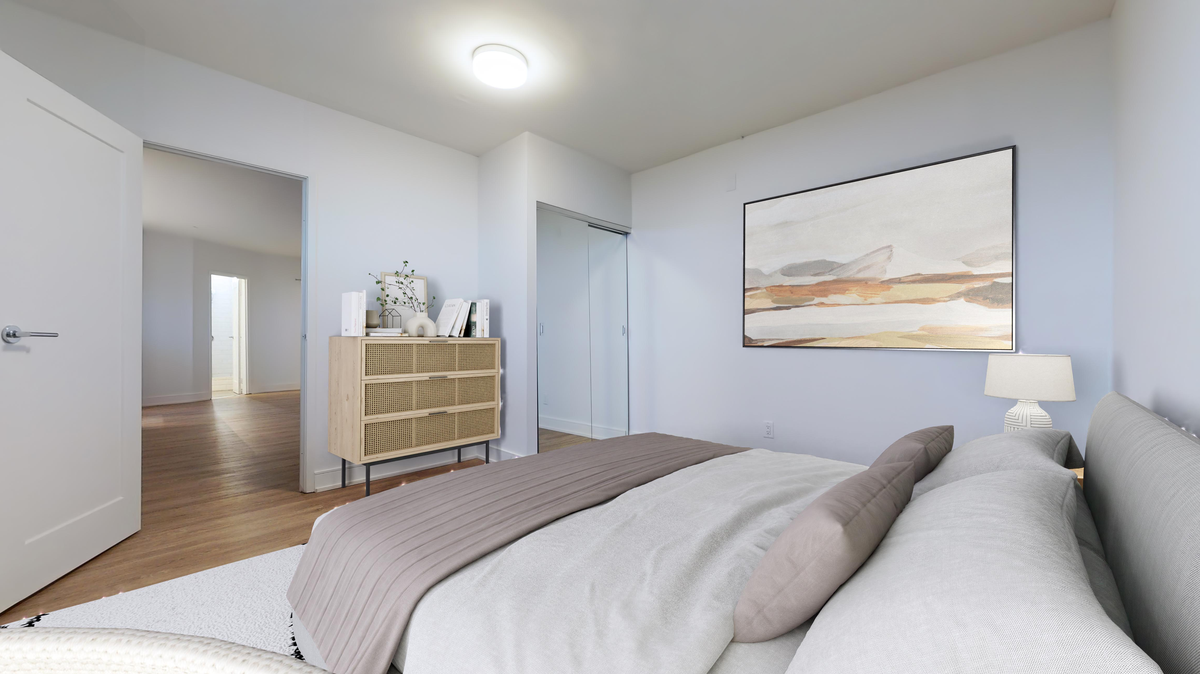 70 Spadina Road - Photo 4 of 18