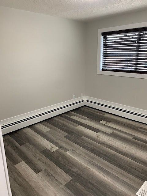 Strathcona 5 Plex - Photo 5 of 12