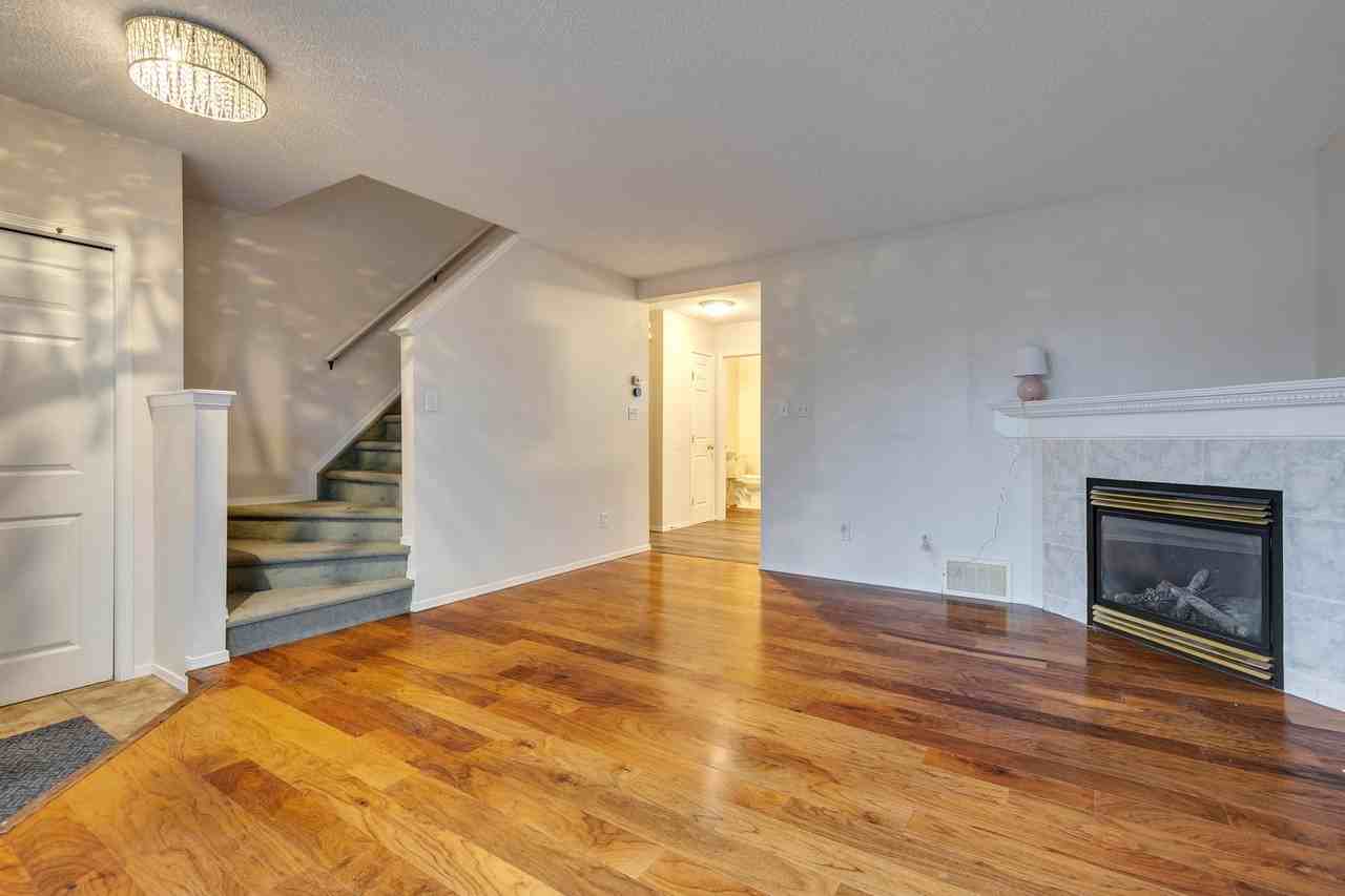 Beacon Pointe Townhome - Photo 2 of 29