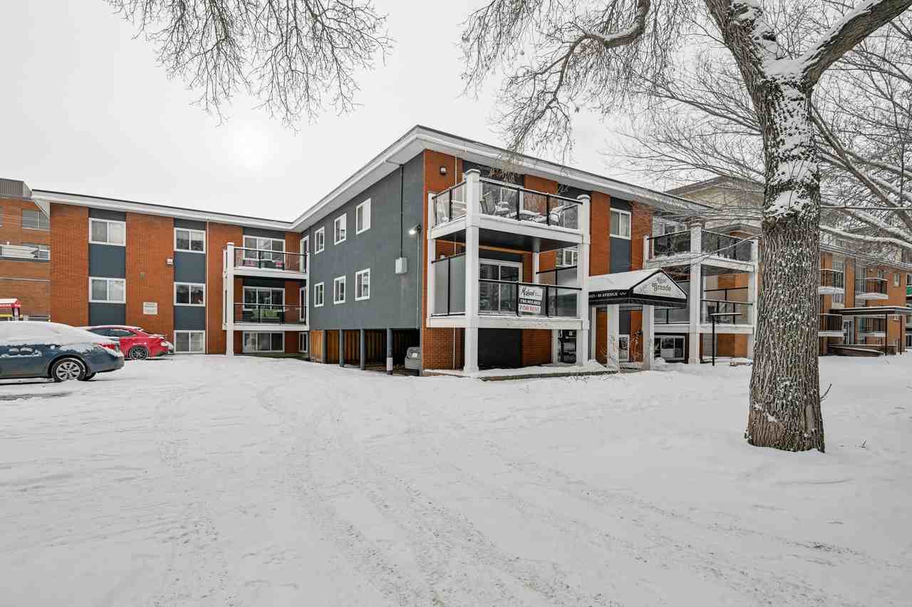 Royal Grande - Photo 2 of 21