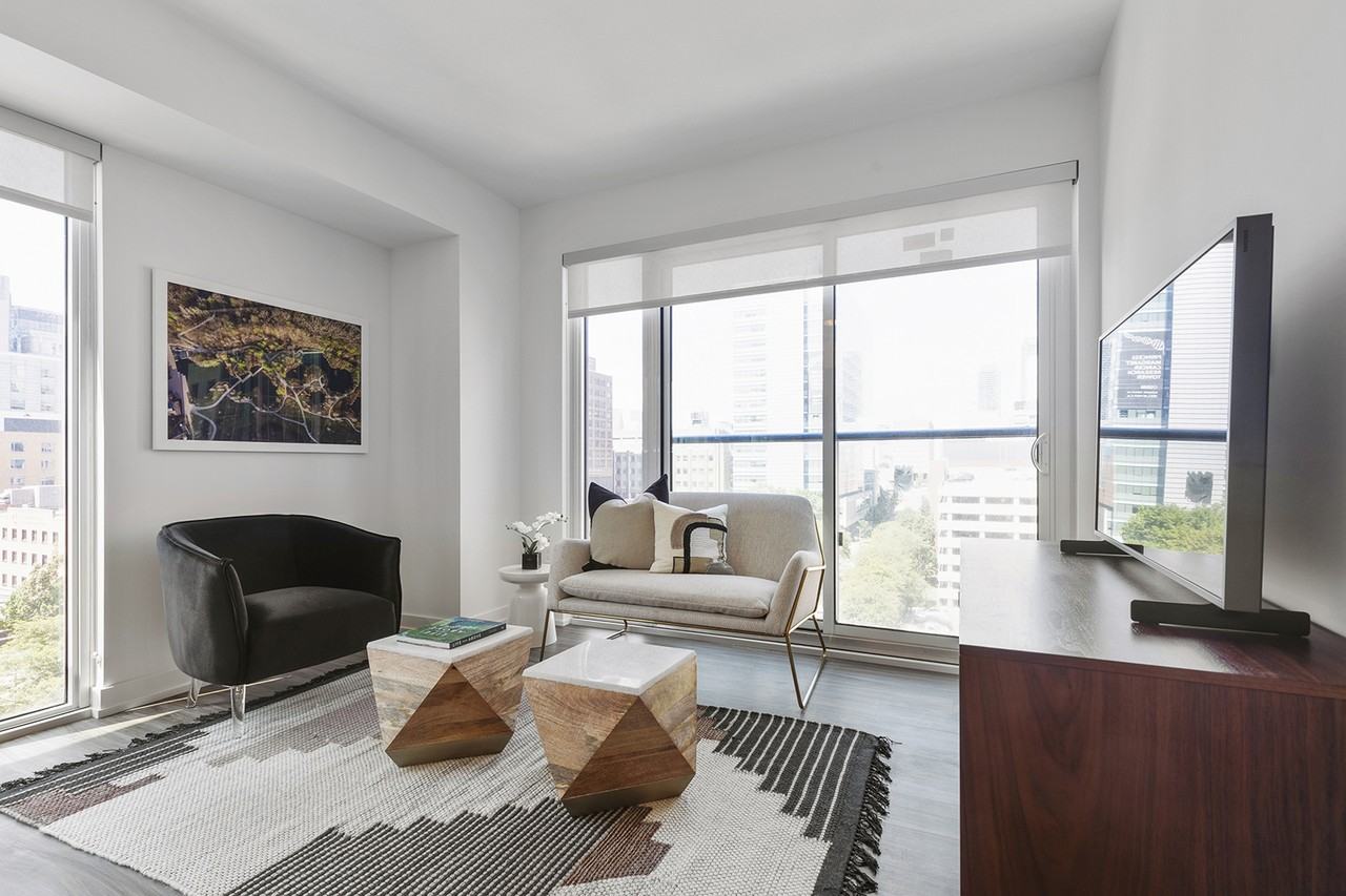 Gerrard West - Photo 4 of 39