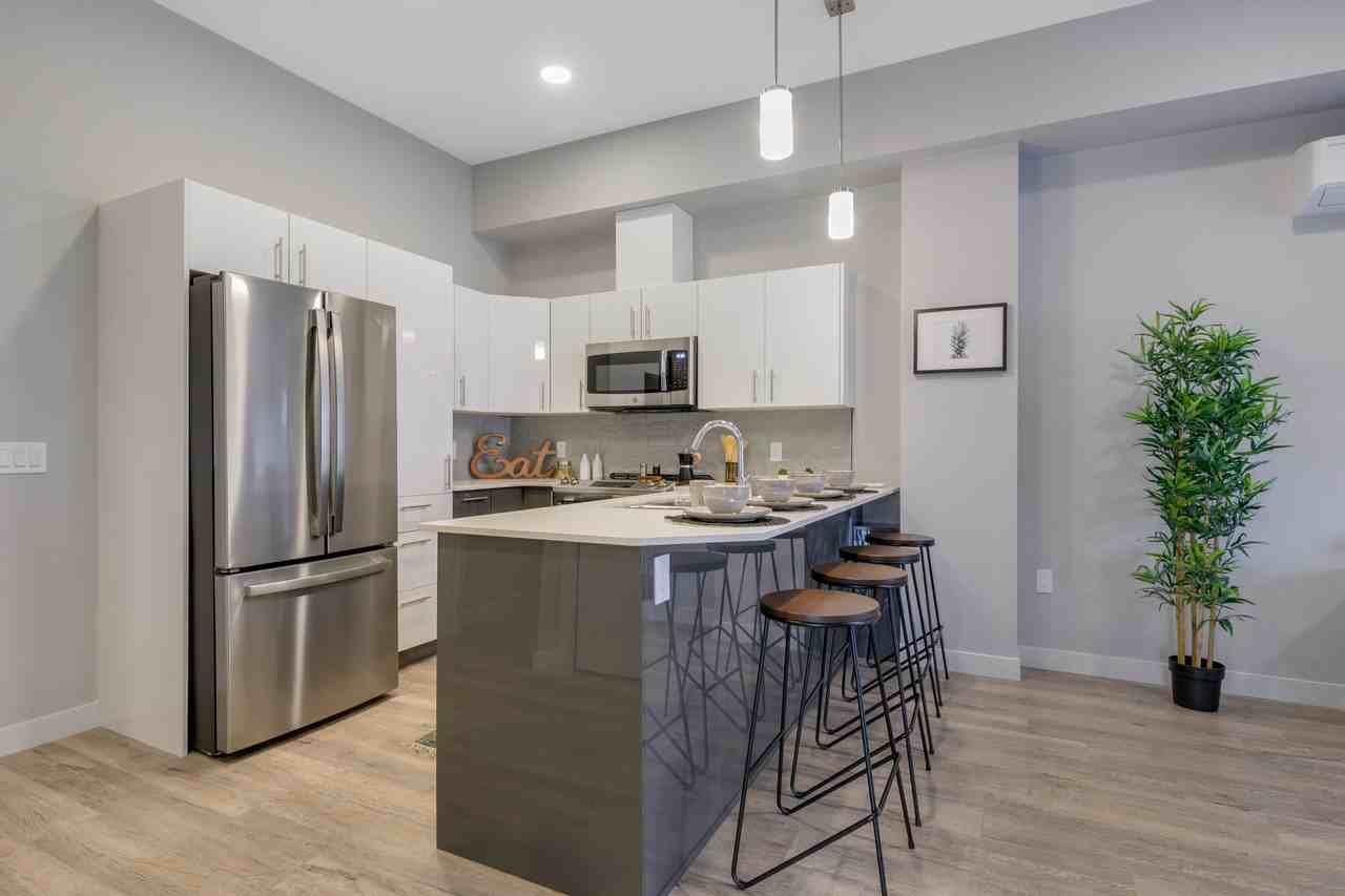 The Aurora - Photo 3 of 21