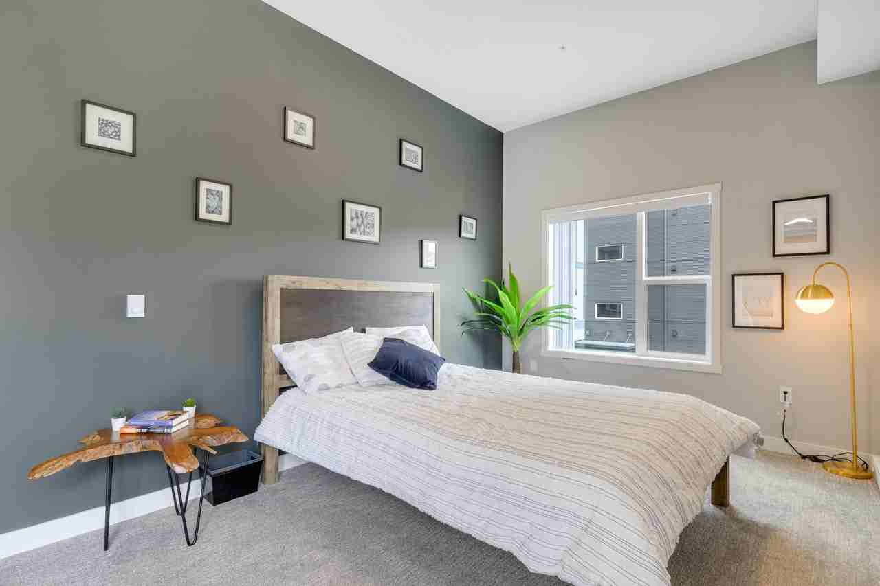 The Aurora - Photo 7 of 21