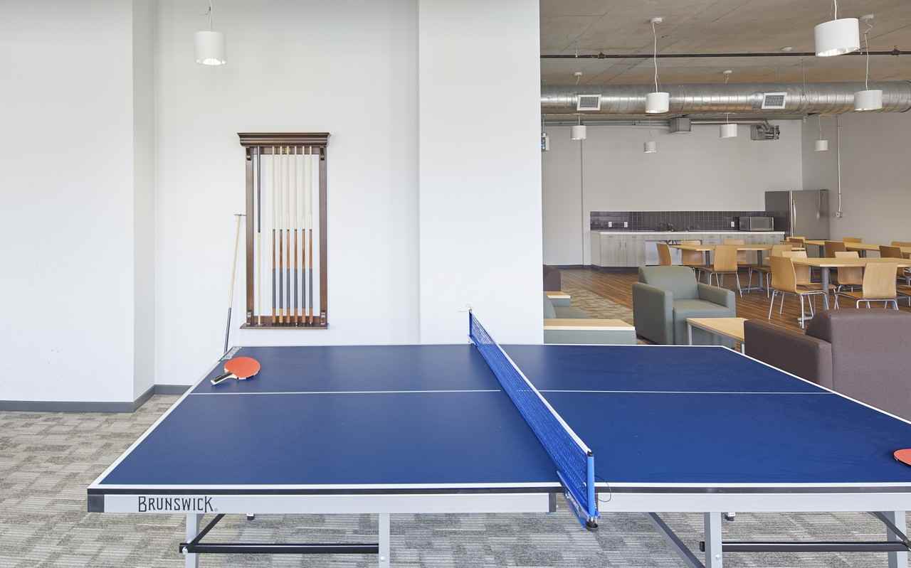 William Thomas - Photo 7 of 38