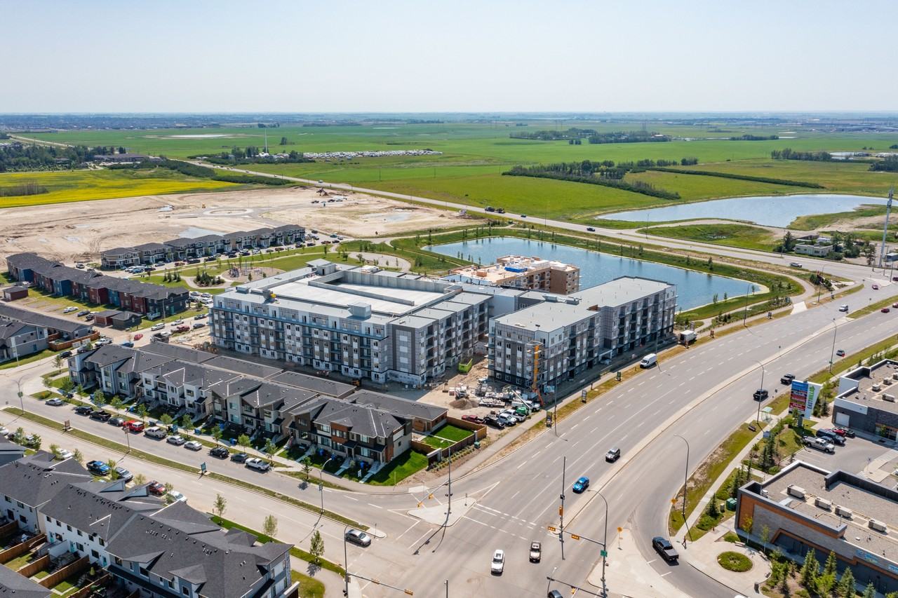 BLU at Belvedere - Photo 5 of 50