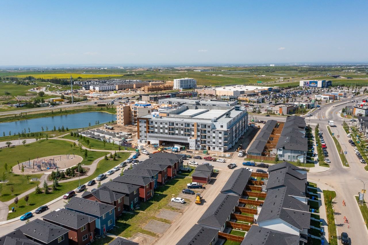 BLU at Belvedere - Photo 7 of 50