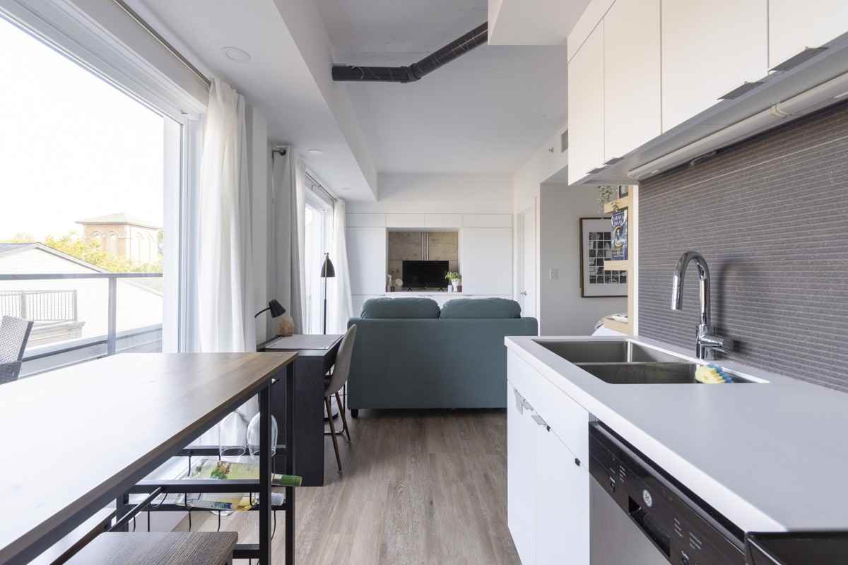 The Shuffle - Photo 4 of 35