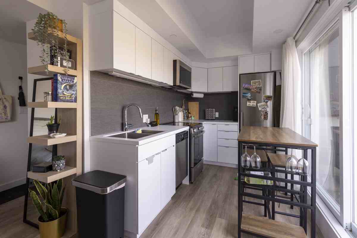 The Shuffle - Photo 6 of 35