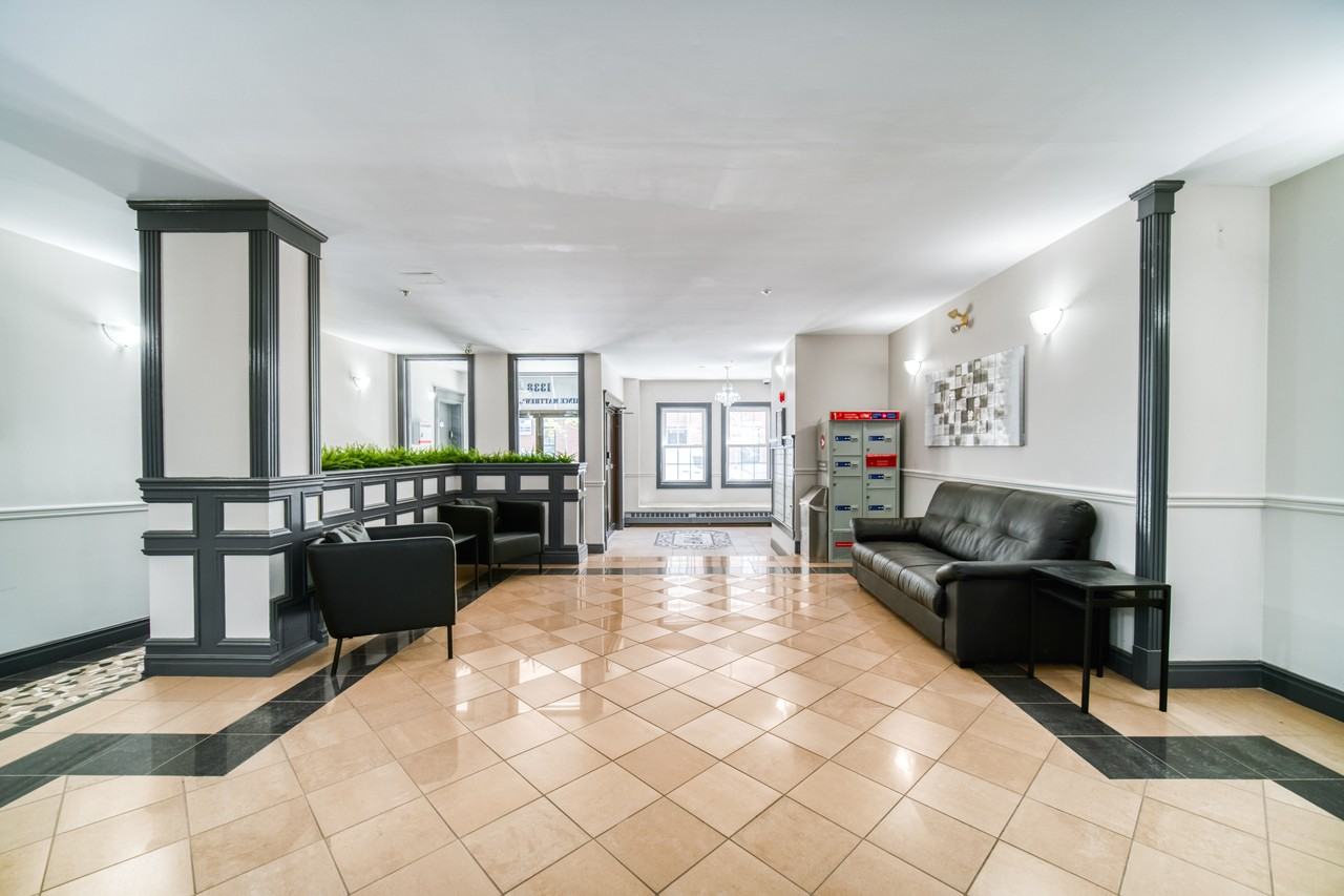 Prince Matthew Palace - Photo 3 of 8