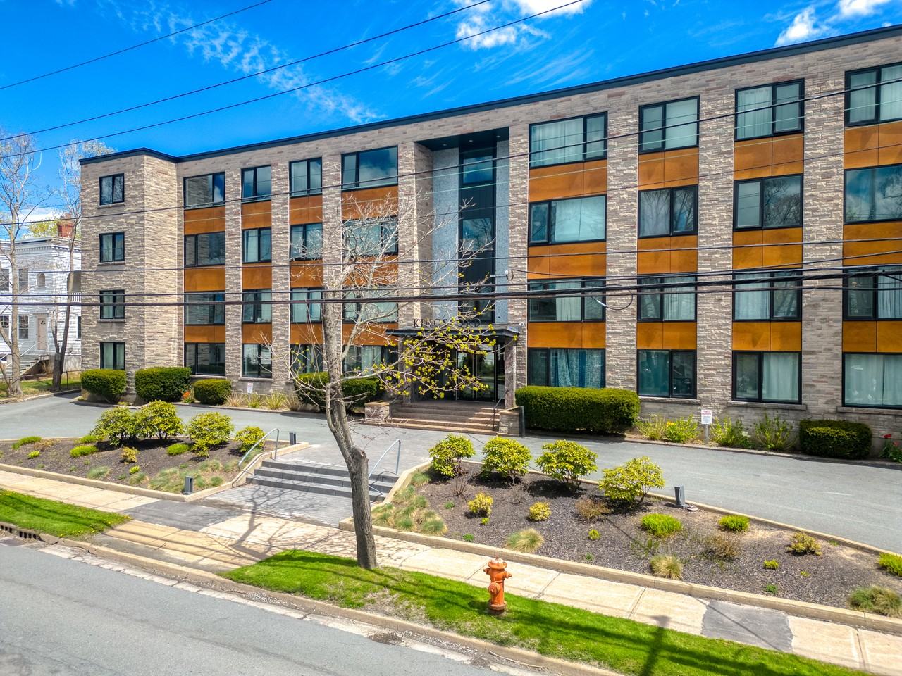 The Kingsford - Photo 4 of 9