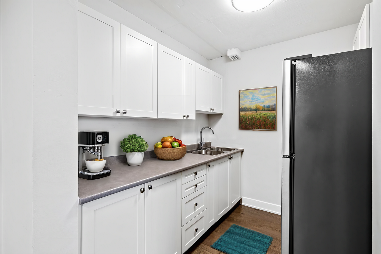 Mayfair - Photo 3 of 13