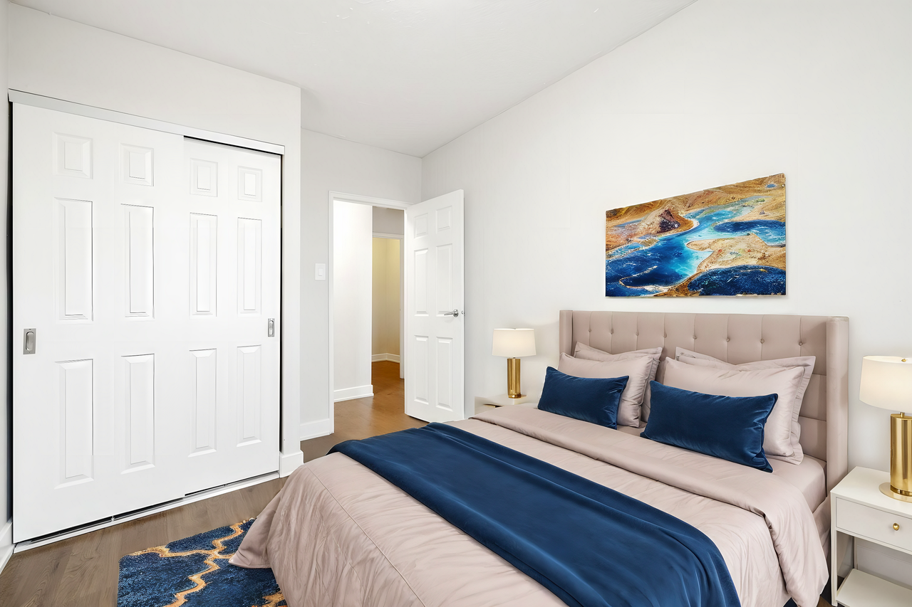 Mayfair - Photo 7 of 13