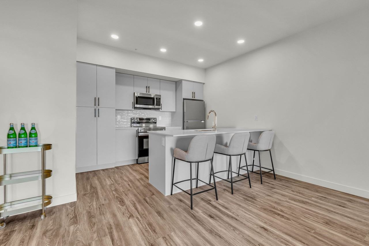 East Village - Photo 5 of 41