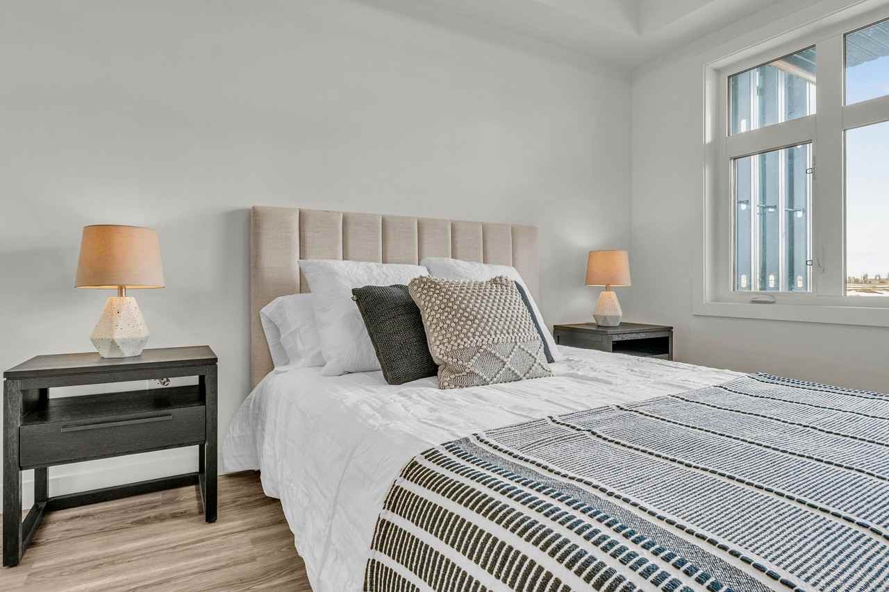 East Village - Photo 7 of 41