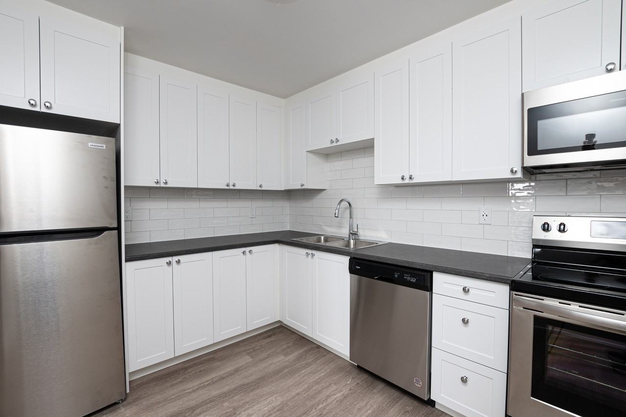 1560, 1570, 1580 Adelaide Street North - Photo 7 of 17