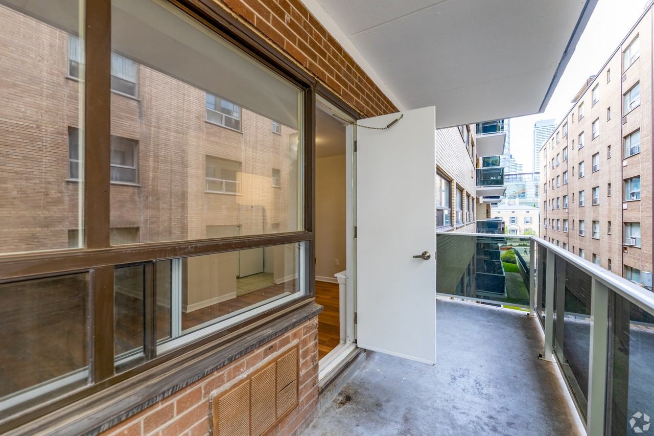 433-437 Jarvis Street - Photo 6 of 36