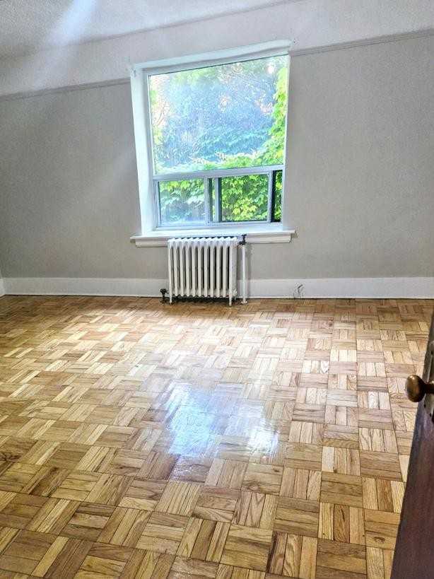 433-435 Sherbourne Street-Warrington Apartments - Photo 7 of 9