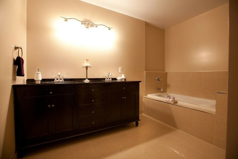 539 Armstrong Rd - Photo 2 of 50