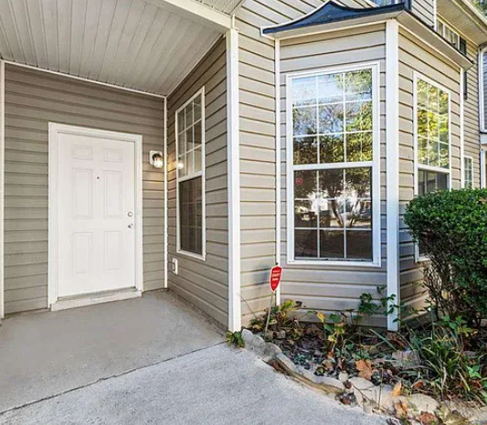 6750 Sunset Hills Boulevard - Photo 2 of 14