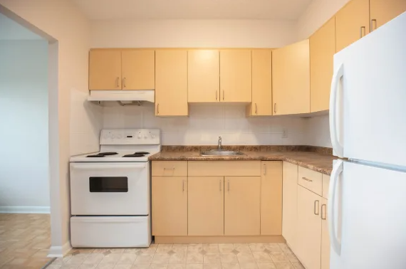 1155 Grant - Photo 5 of 38